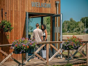 Exterior - Waterside Chalet Escape Near Kampen (Kampen)