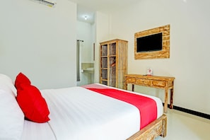 Deluxe Double Room | Free WiFi, bed sheets