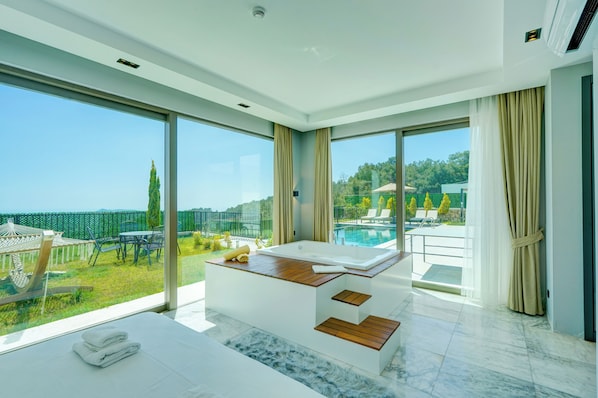 Villa, 3 Bedrooms, Sea Facing | 3 bedrooms, iron/ironing board