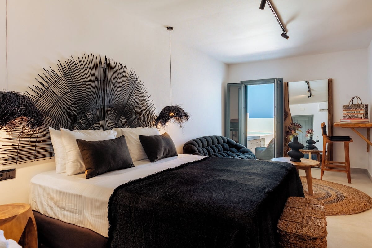 Deluxe Suite with Sea View and Outdoor Hot tub | Cadar kapas Mesir, peralatan tempat tidur premium, busa memori 