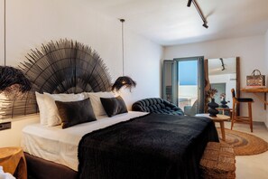 Deluxe kamer, 1 twee- of 2 eenpersoonsbedden, bubbelbad, uitzicht op zee | Lakens van Egyptisch katoen, luxe beddengoed