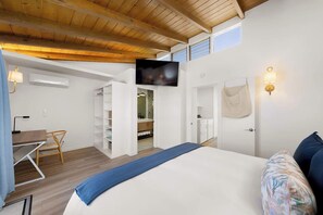 2 habitaciones, tabla de planchar con plancha, cuna de viaje y wifi