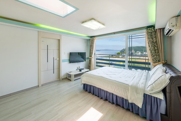 Basic Room, 1 Bedroom (melon) | 1 bedroom, free WiFi