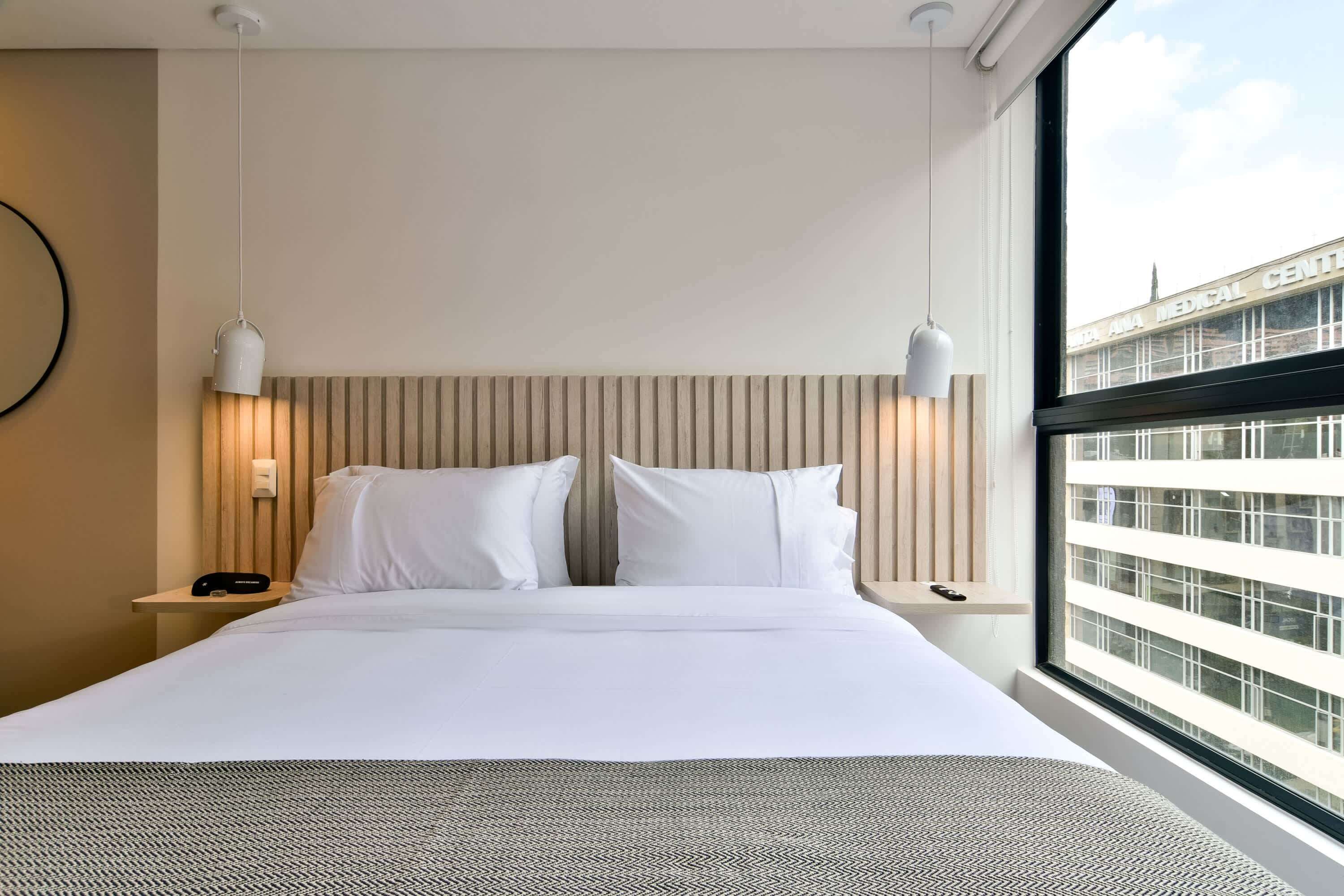 1 غرفة نوم ومكواة/لوح كي وواي فاي وملاءات أسرّة