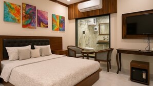 Premium Room | WiFi (free) - Mangal Residency (Udaipur)