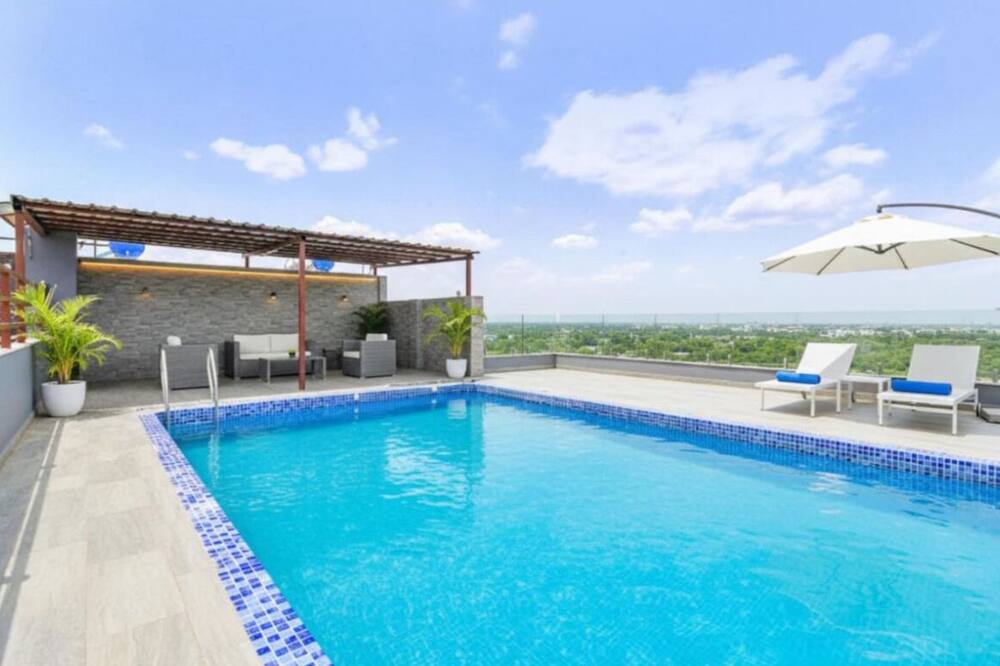 Mangal Residency