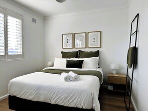 1 多间卧室、熨斗/熨衣板、WiFi、床单