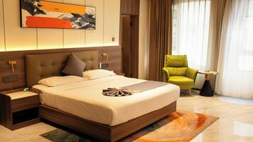 Rom – business | Sengetøy av topp kvalitet, dundyner, senger med overmadrass og minibar