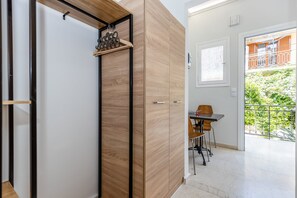 Studiosuite | Klesskap