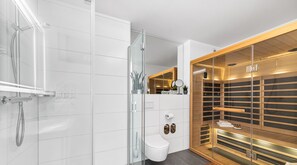 Shower, hair dryer - Captain Barbossa - Infrared Sauna, Fireplace, Beach Chair, EV Charging Station (Olpenitz)