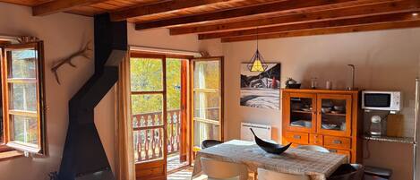 تناول الطعام