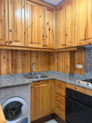 Fridge, microwave, oven, toaster - Quiet ground floor Besiberri 11 Vall de Boí (Caldes de Boi)