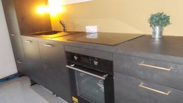 Microwave, oven, stovetop, coffee/tea maker