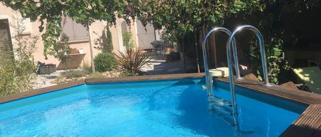 Utomhuspool
