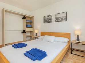 3 Schlafzimmer, Bügeleisen/Bügelbrett, WLAN