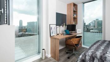 Standard Studio | Blackout drapes, iron/ironing board, free WiFi, bed sheets