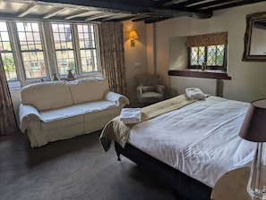 Luxury Double Room | Free WiFi - The Crown at Shipton (Chipping Norton)