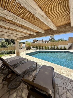 Pool - Villa Smeraldo, exclusive luxury villa with a private pool (Castiadas)