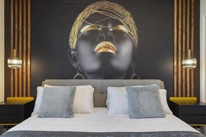 10 室のベッドルーム、アイロン / アイロン台、WiFi (無料)、ベッドシーツ