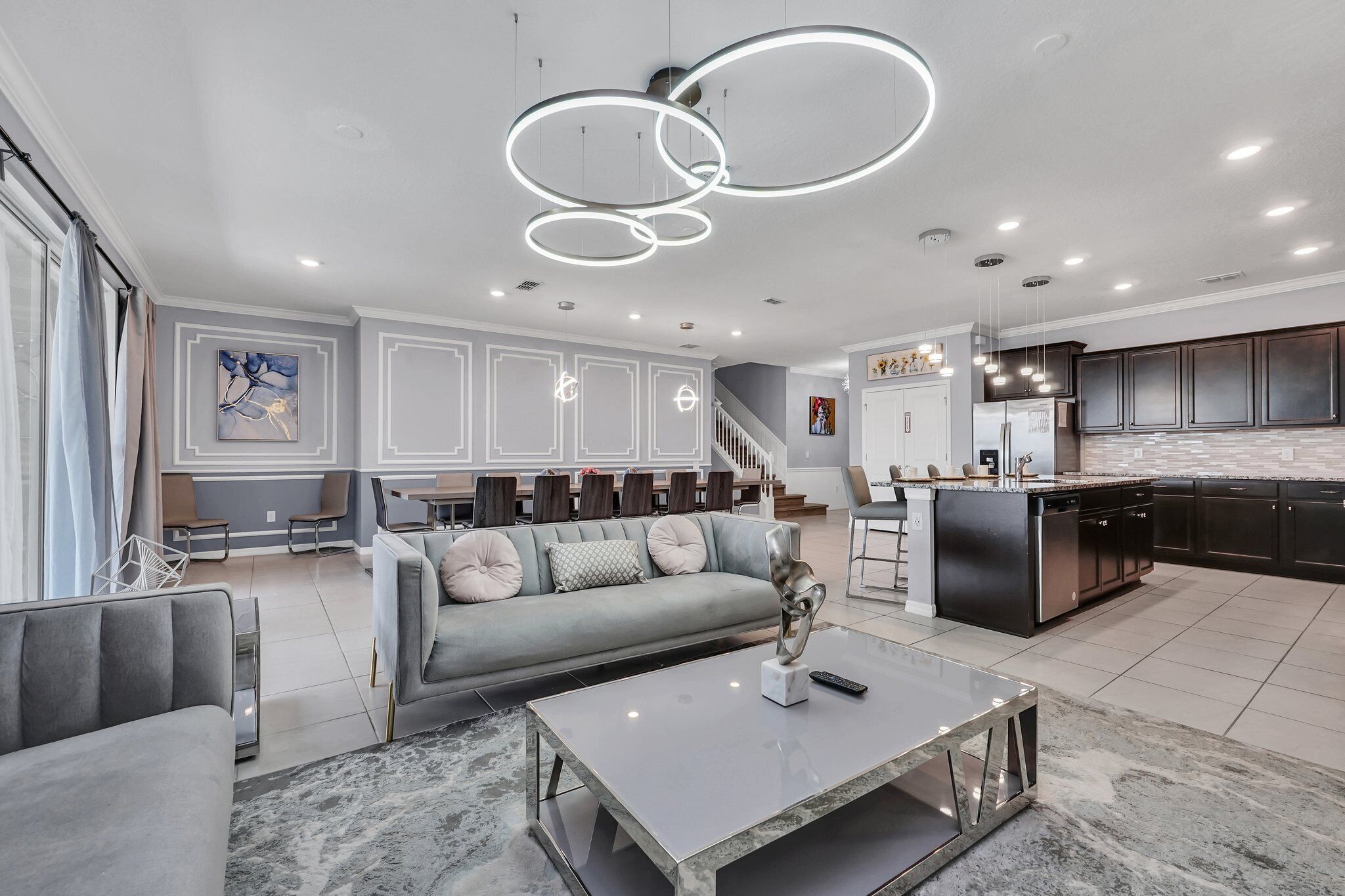 智能電視、電子遊戲