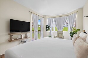 3 bedrooms, iron/ironing board, travel cot, WiFi - Adventure Place | Clean and Modern Resort Villa! (Humacao)