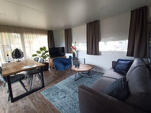 Chalet | Living area