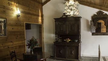 Triple Room | Living area