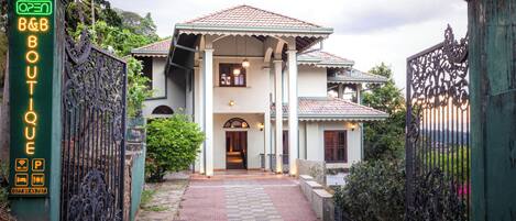 Voorkant van accommodatie