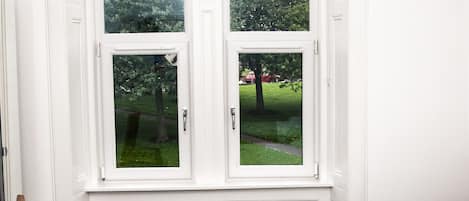 5 chambres, bureau, accĂšs au Wi-Fi (inclus), literie fournie