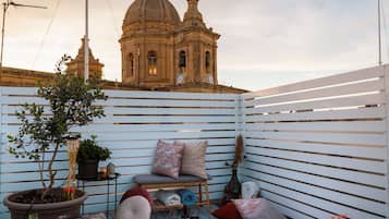 Rumah | 4 kamar tidur, meja kerja, dan internet