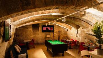 Rumah | 4 kamar tidur, meja kerja, dan internet