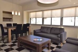 Apartment | 2 bedrooms, Internet - Bright and Central 2 Bedroom With Harbour View (Msida)