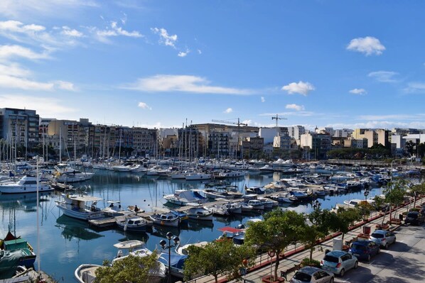 Leilighet | 2 soverom og internett