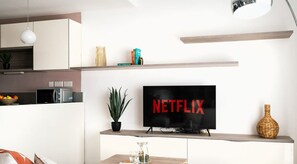 Apartment | 2 bedrooms, Internet - Scenic Seafront Duplex Apartment in Sliema (Sliema)