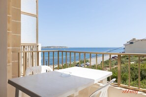 Apartment | 2 bedrooms, Internet - Mediterranean Living Right by the Beach (Mellieha)
