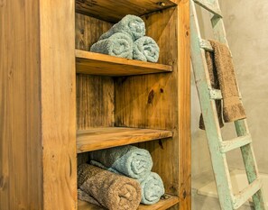 Apartment - Retro Designer Homelike Apartment - Close to Beach (Munxar)