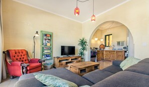 Apartment - Retro Designer Homelike Apartment - Close to Beach (Munxar)