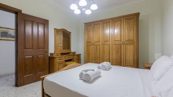 Apartment | 2 bedrooms, Internet