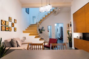 Maison | 3 chambres, bureau, fer et planche à repasser, Internet