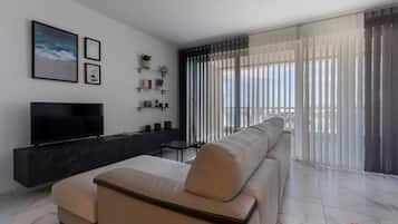 Apartment | 3 bedrooms, Internet
