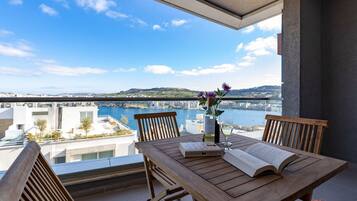 Apartment | 3 bedrooms, Internet