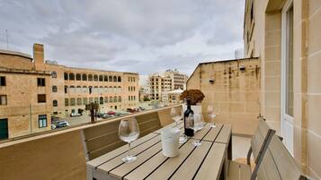 Apartment | 2 bedrooms, Internet