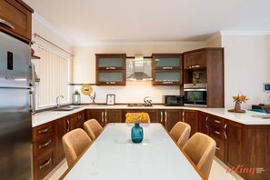 Apartment | 3 bedrooms, desk, iron/ironing board, Internet - A Pretty Holiday Home in Malta s Fishing Village (Marsaxlokk)
