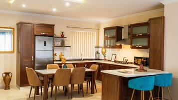 Apartamento | 3 dormitorios, escritorio, tabla de planchar con plancha y Internet