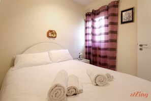 Apartment | 2 bedrooms, iron/ironing board, Internet - Seaside 2 Bedroom Apartment With Side Sea Views (Mellieha)