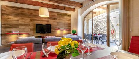 Villa | 4 bedrooms, Internet