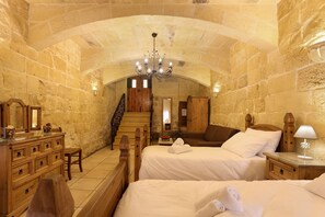 Villa | 3 bedrooms, Internet