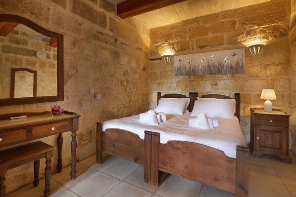 Villa | 3 bedrooms, Internet