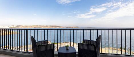 3 bedrooms, Internet