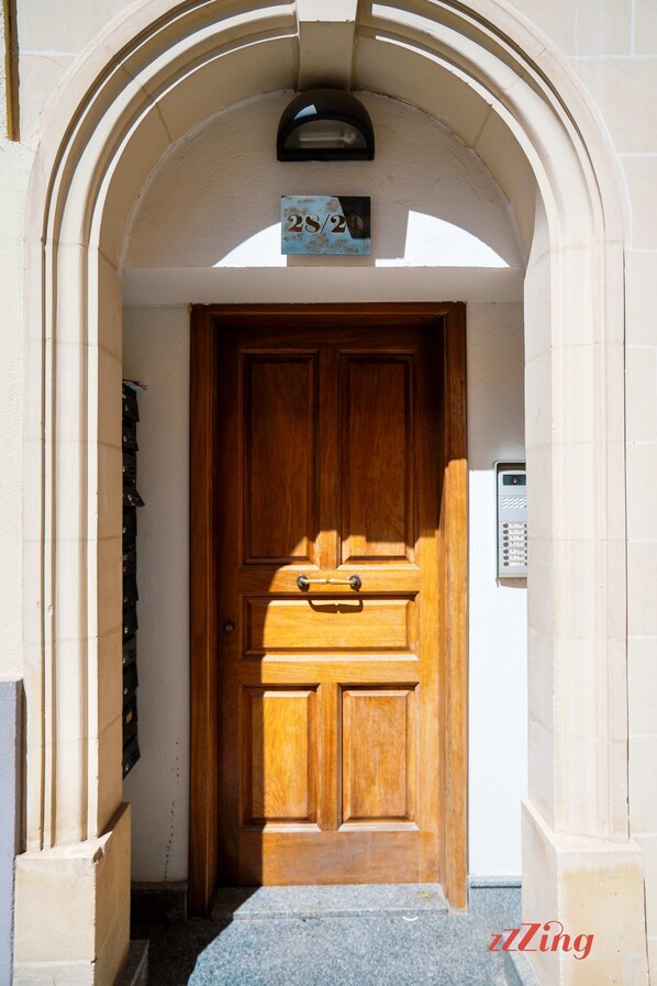 Leilighet | 2 soverom, skrivebord og internett